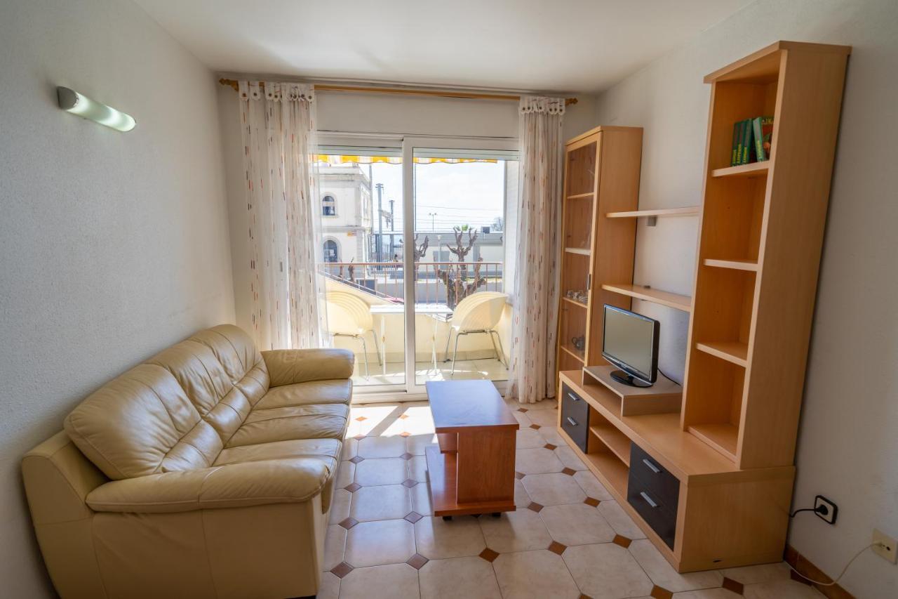 Homeholidaysrentals Destan - Costa Barcelona Pineda de Mar Ngoại thất bức ảnh